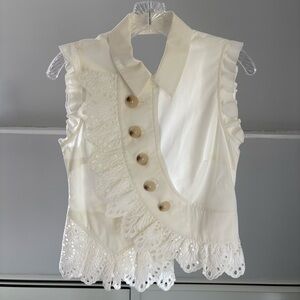 Asymmetric scalloped broderie lace button-front top